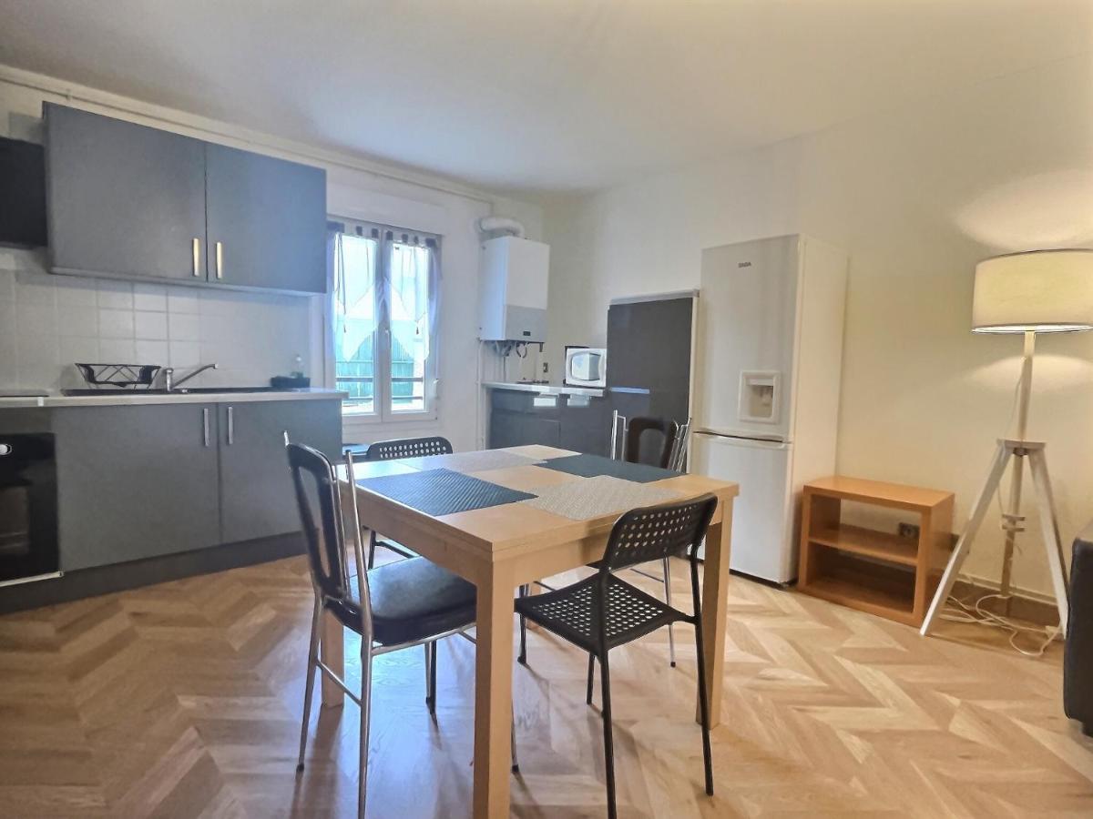 Les Recollets Apartment ชาลงส์-อ็อง-ชองปาญ ภายนอก รูปภาพ