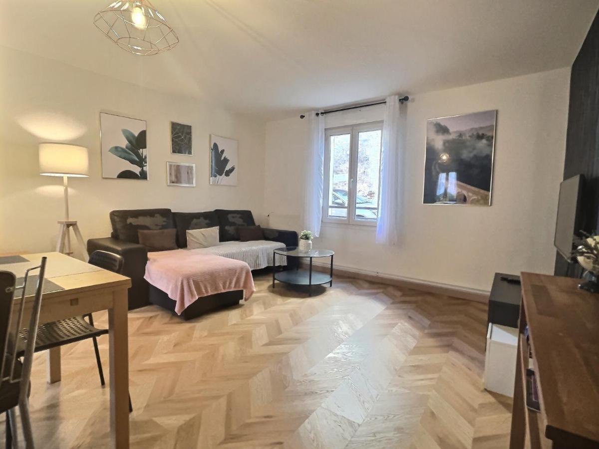 Les Recollets Apartment ชาลงส์-อ็อง-ชองปาญ ภายนอก รูปภาพ